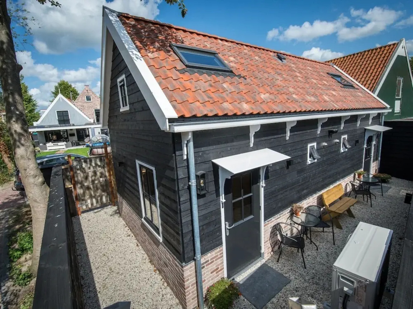 Welcoming Chalet in the Heart of Monnickendam With Terrace