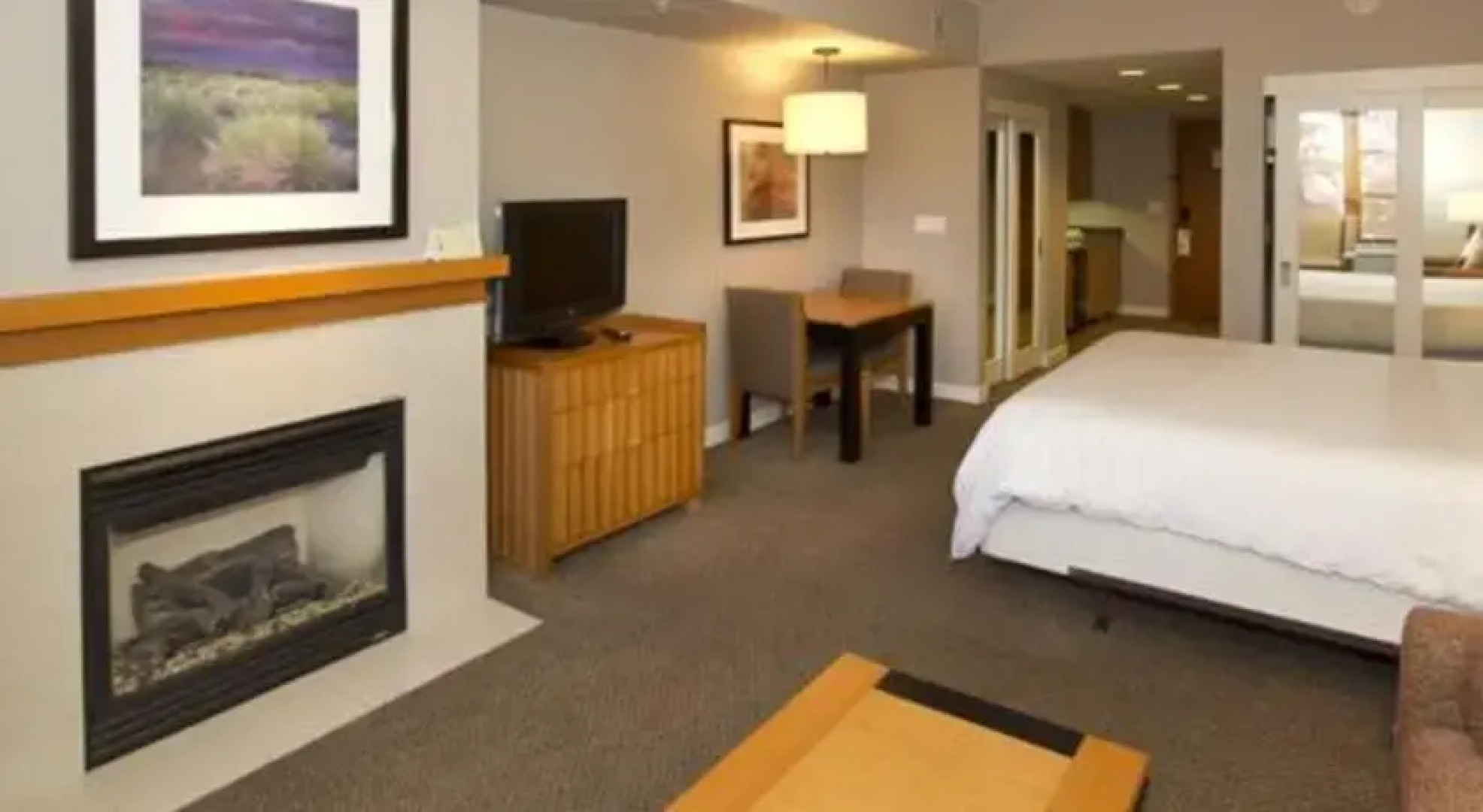 RedAwning Monache at the Village #525