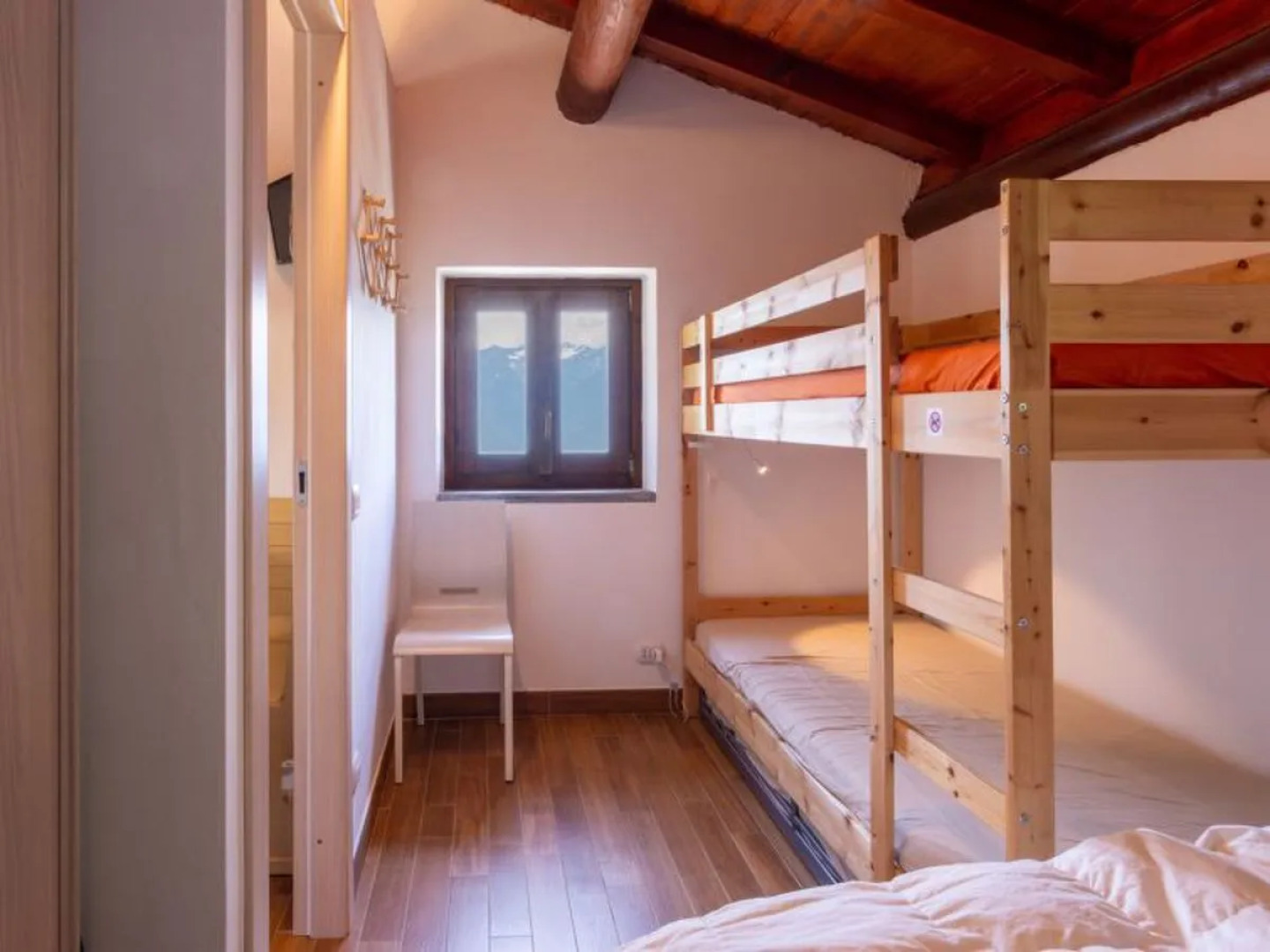 La tana del lupo (GLA415)