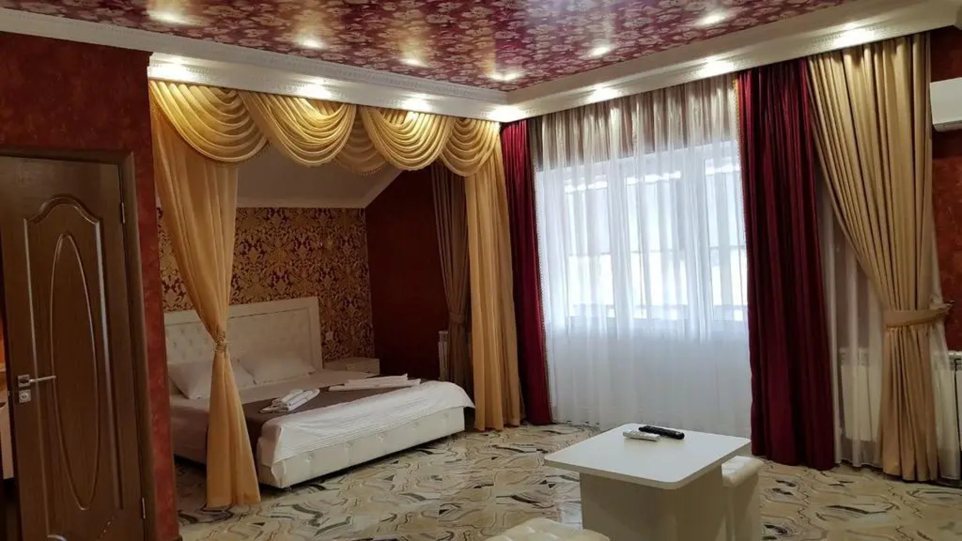 Новый Замок