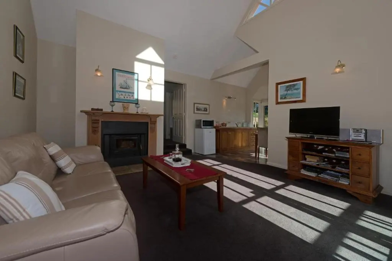 Crabtree Riverfront Cottages