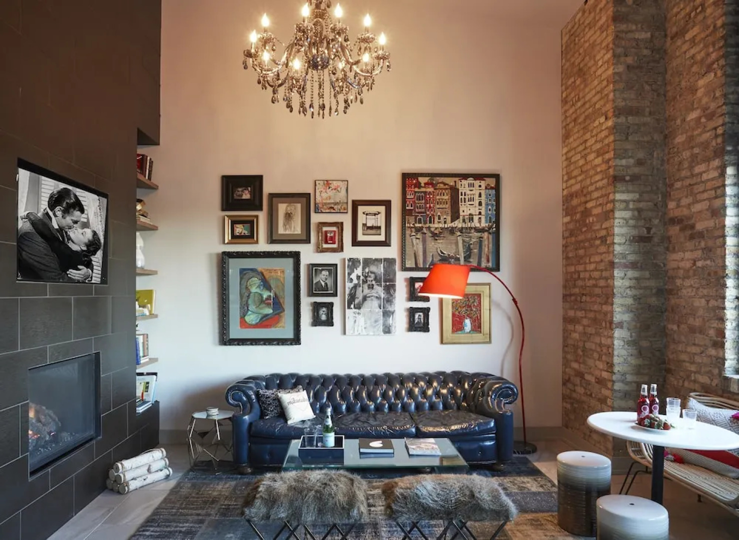 Kinn Guesthouse Bay View