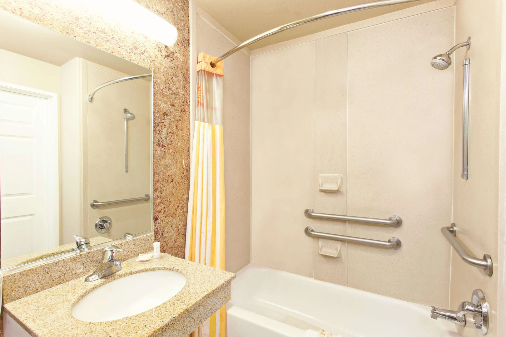 La Quinta Inn & Suites by Wyndham Hesperia Victorville