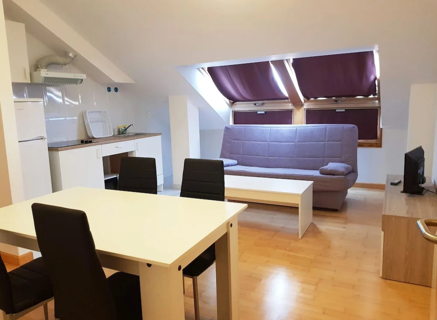 Apartamentos Pobra do Caramiñal 3000