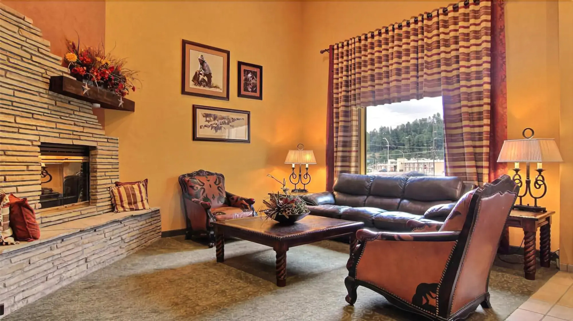 Ruidoso Mountain Inn