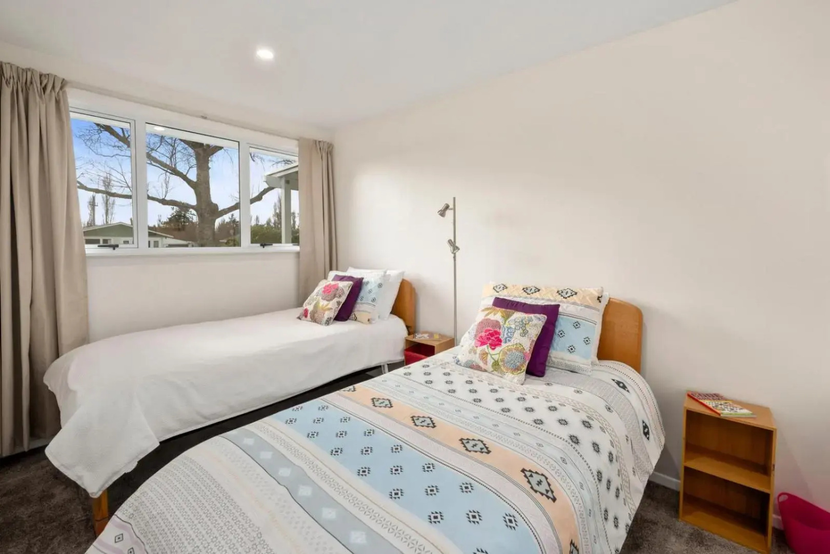Plum Tree Cottage - Turangi Holiday Home