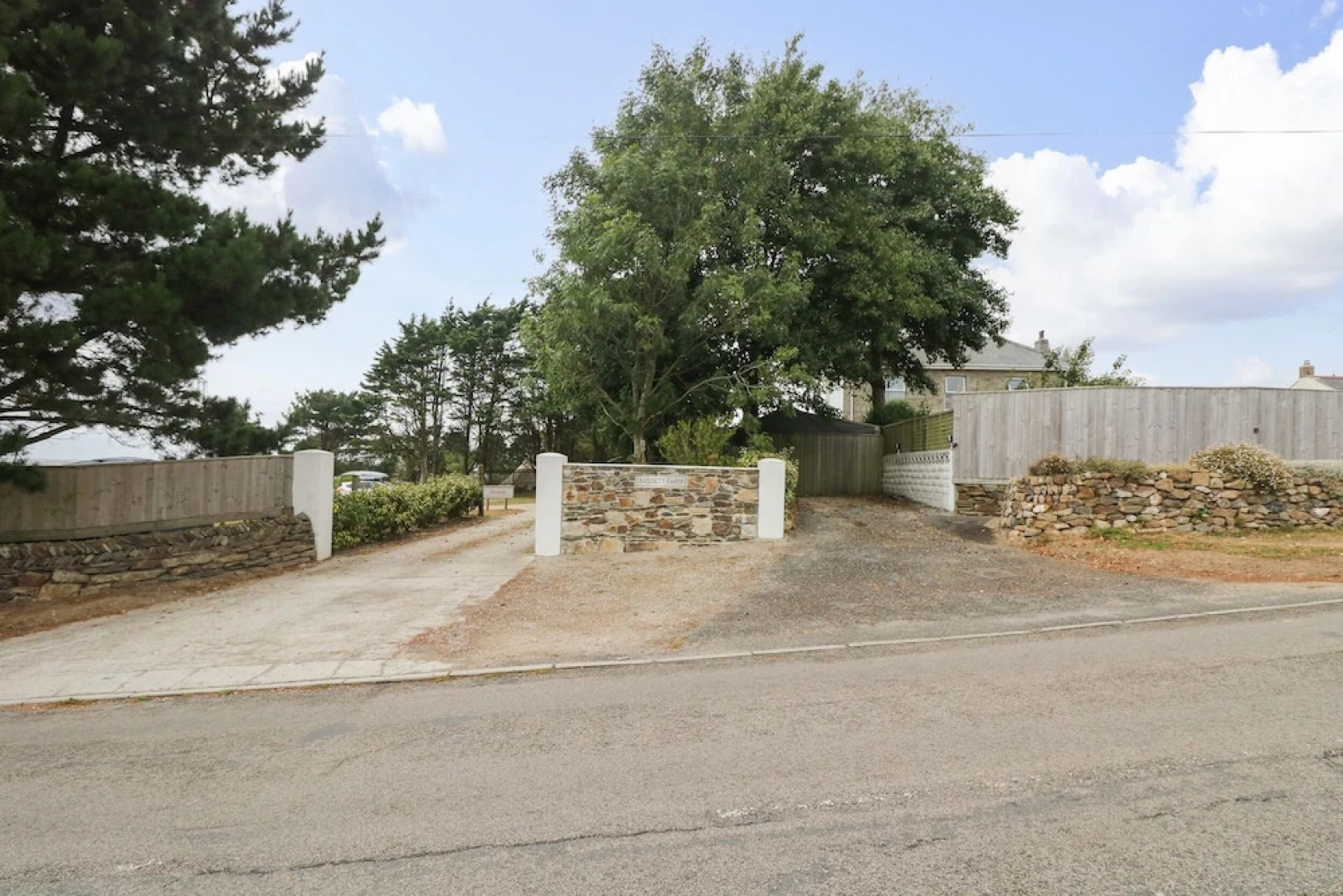 Strawberries & Cream Retreat