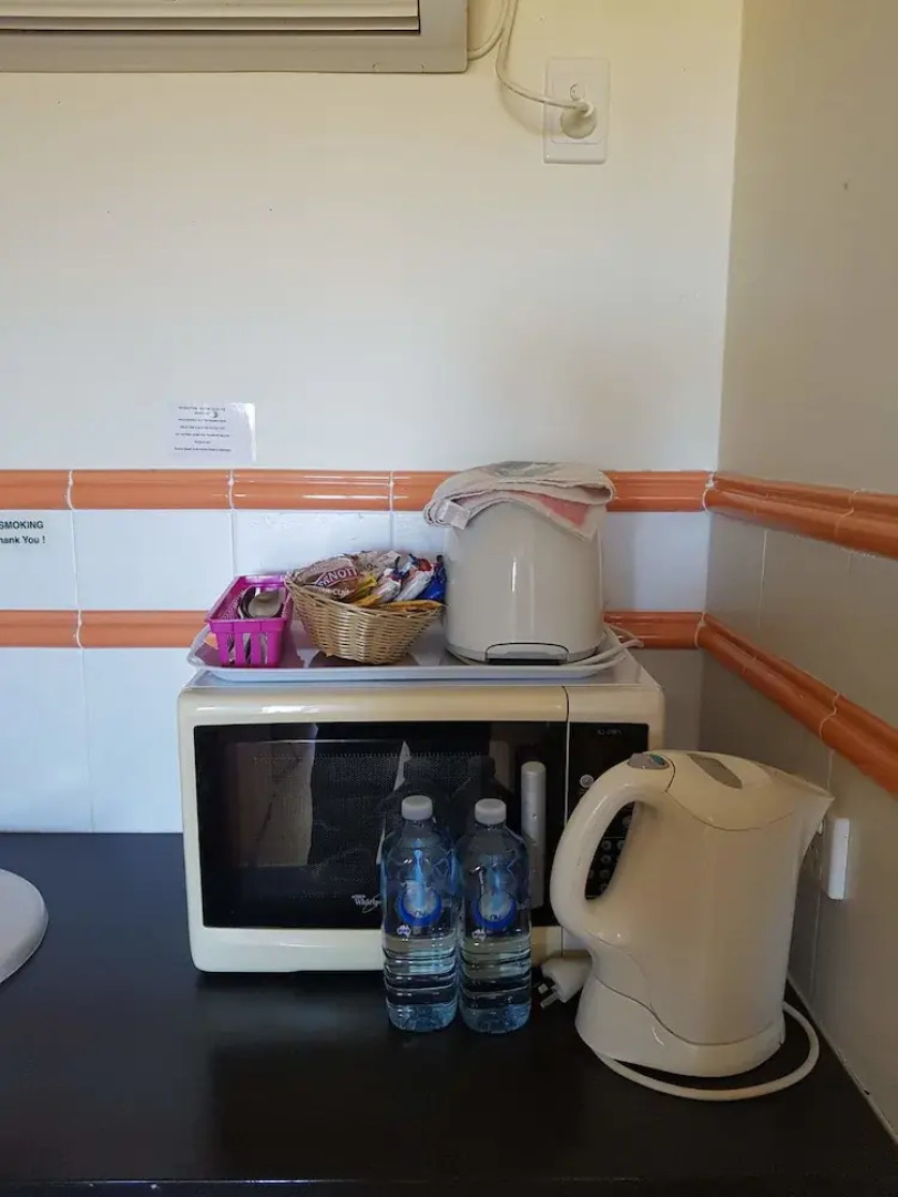 A Country View Motel