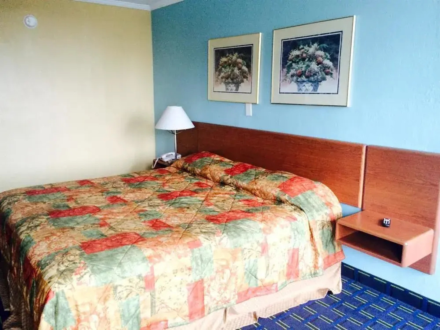 Motel 6 Florence Historic Downtown