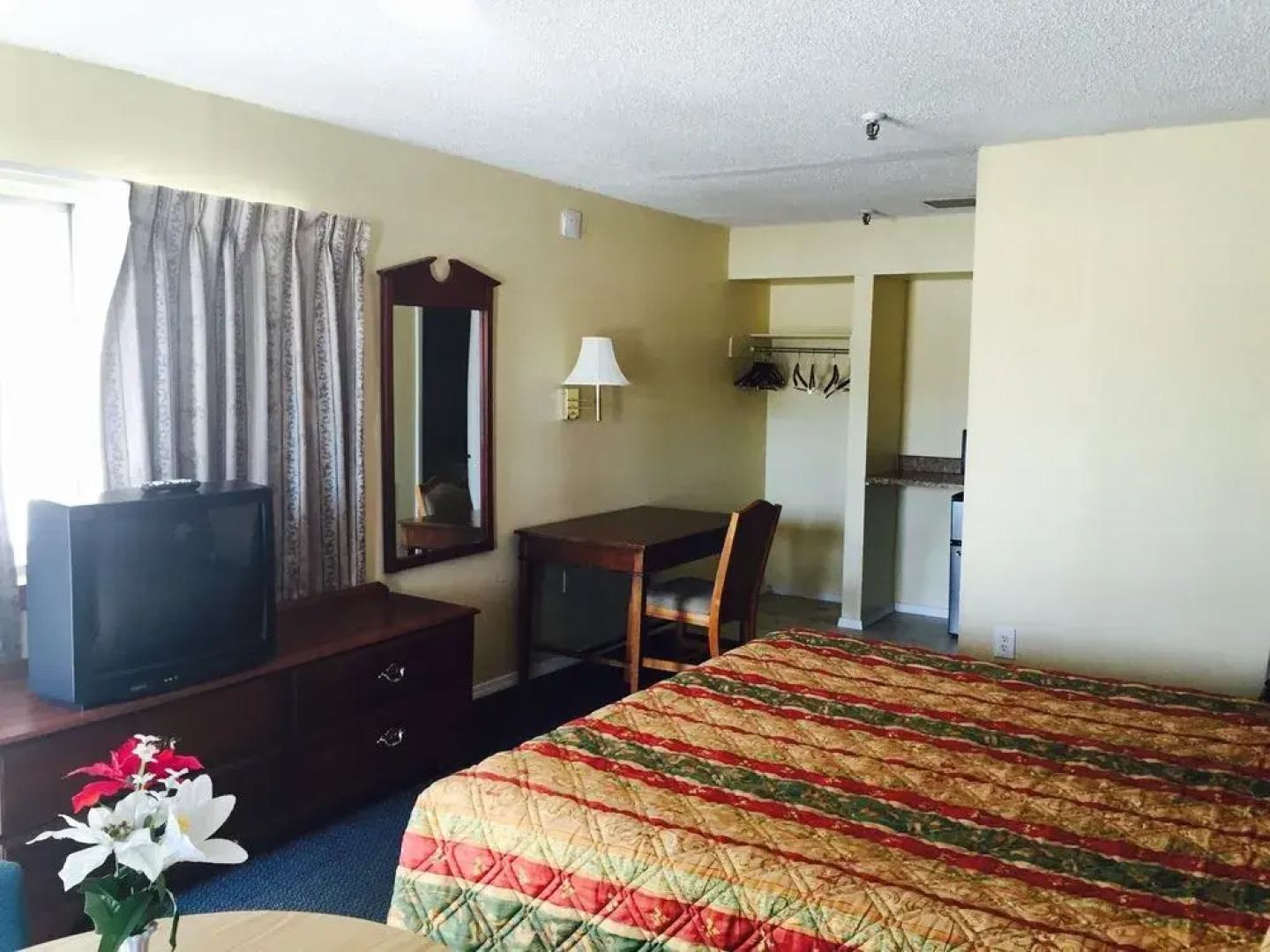 Welcome Inn and Suites