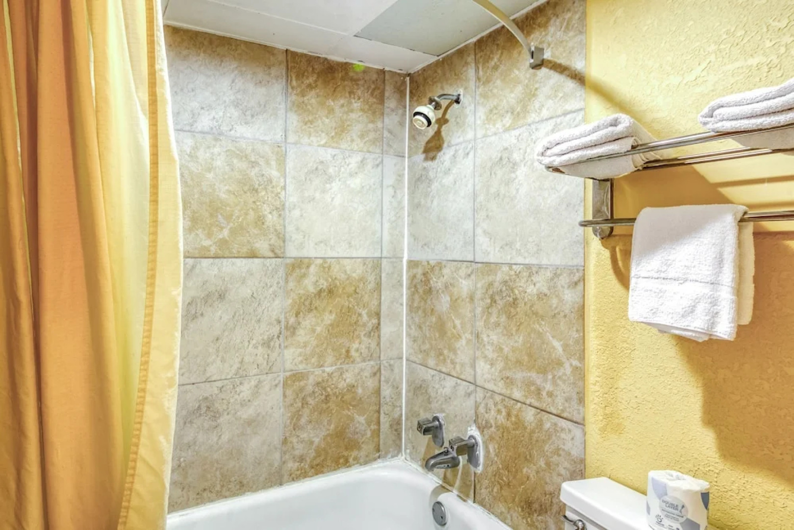 Budget Inn and Suites