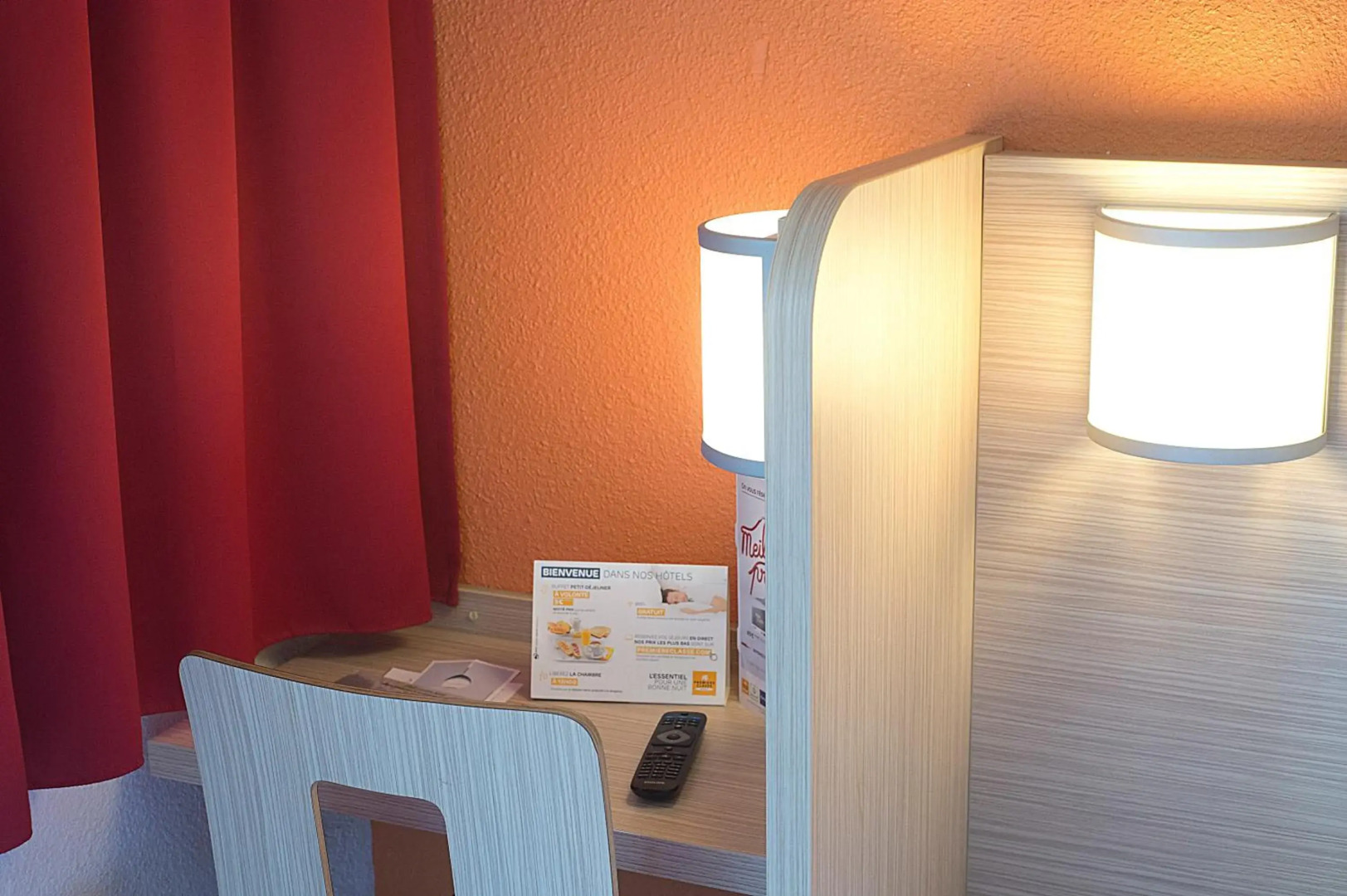 PREMIERE CLASSE CLERMONT FERRAND SUD - Aubière