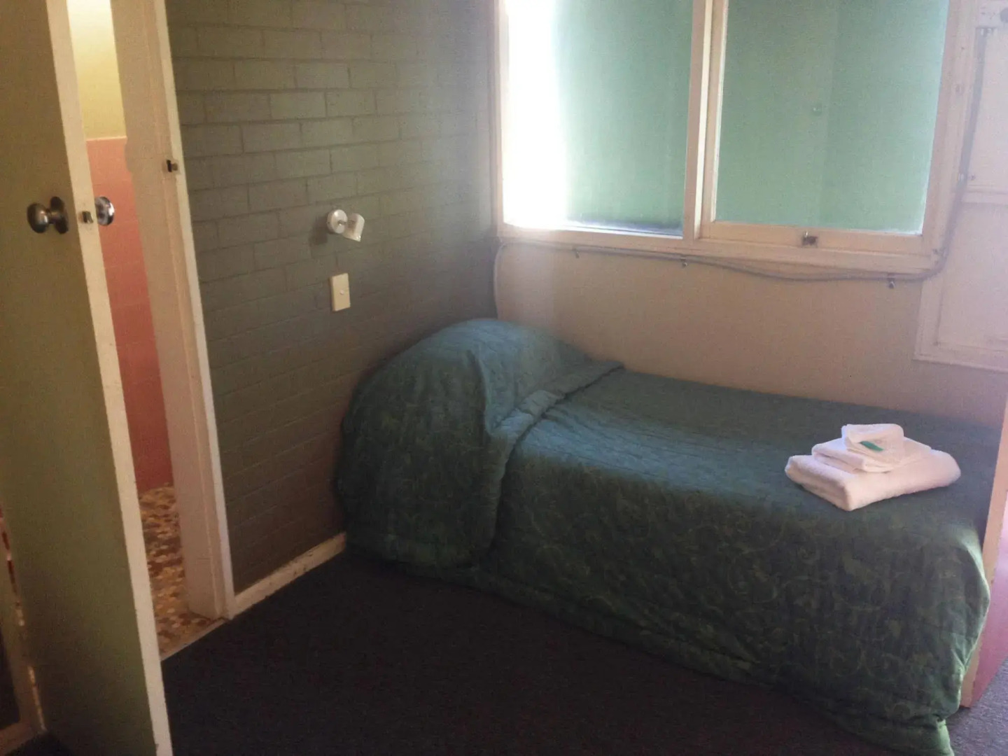 Rod 'N' Reel Hotel Motel Woodburn