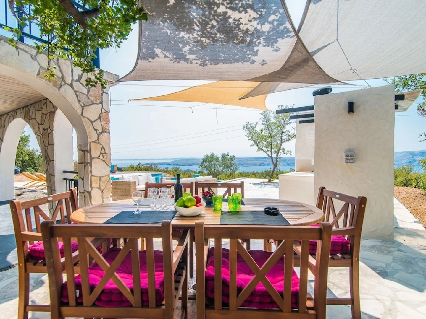 Beautiful Stone Villa With Private Infinity Pool and a Fascinating sea View