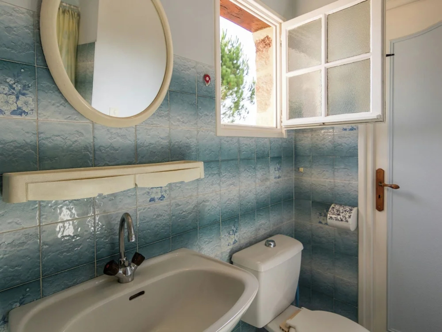 Graceful Holiday Home in Brignac-la-plaine With Terrace