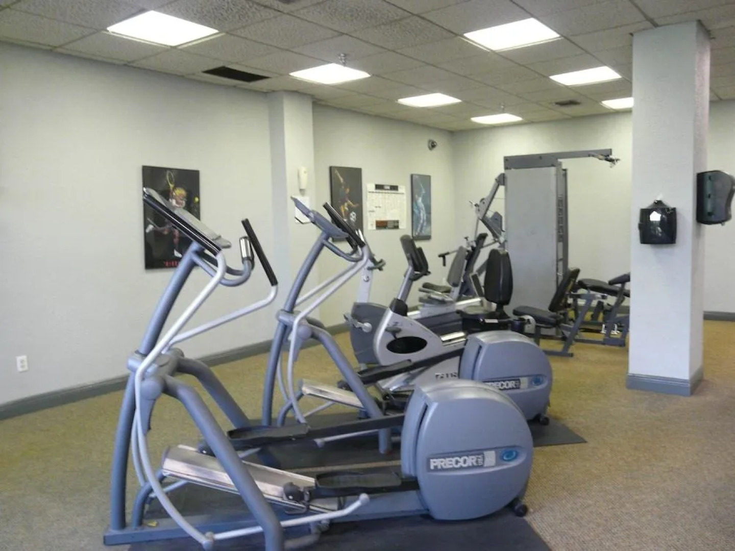 South Seas Tower 4-1711