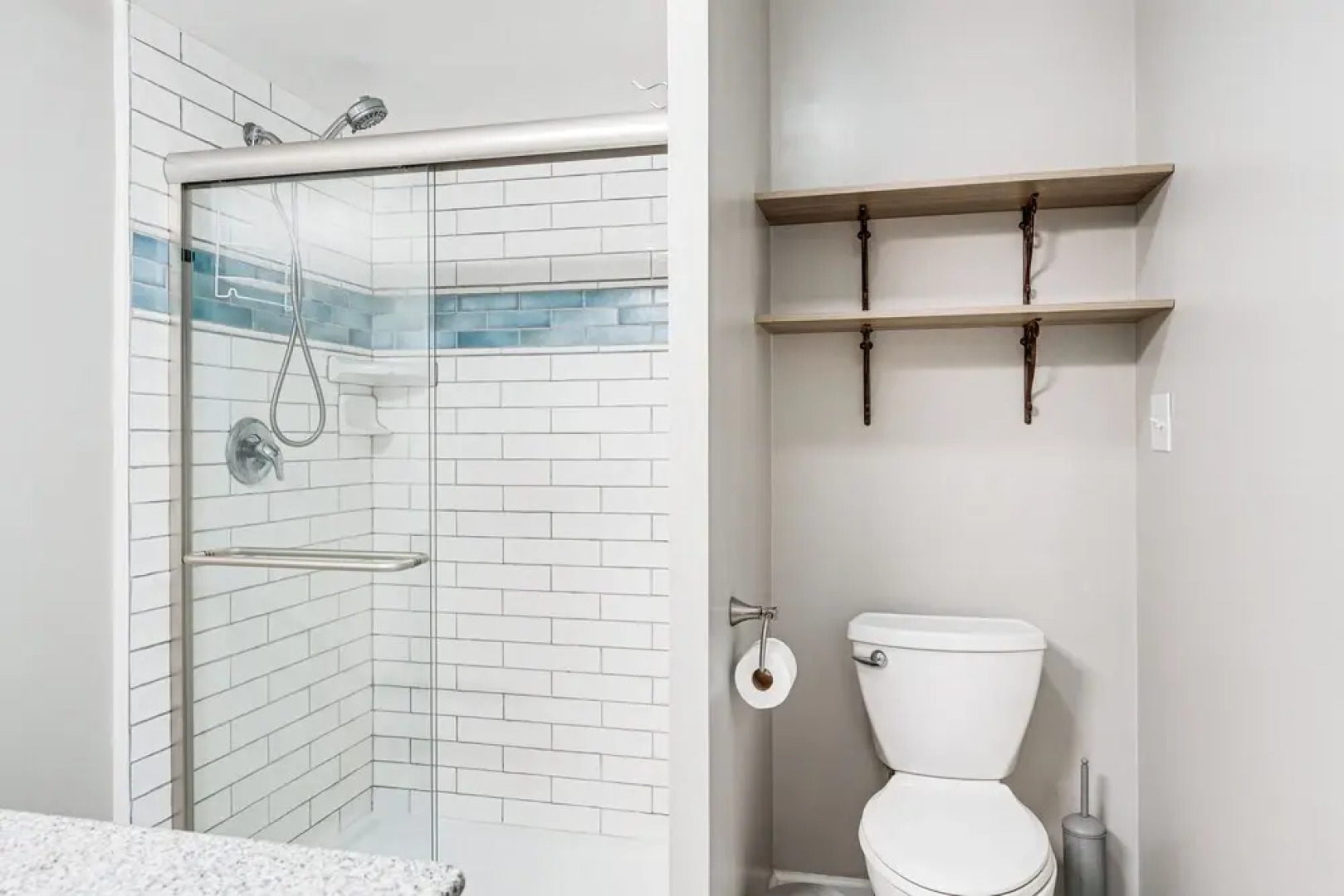 Geneva Lake Adventures: Family Retreat w/ Patio