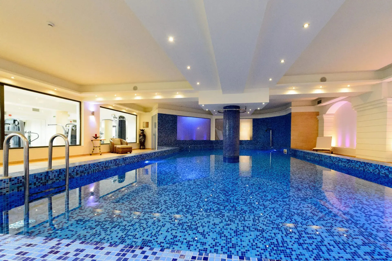 Grand Holiday Resort