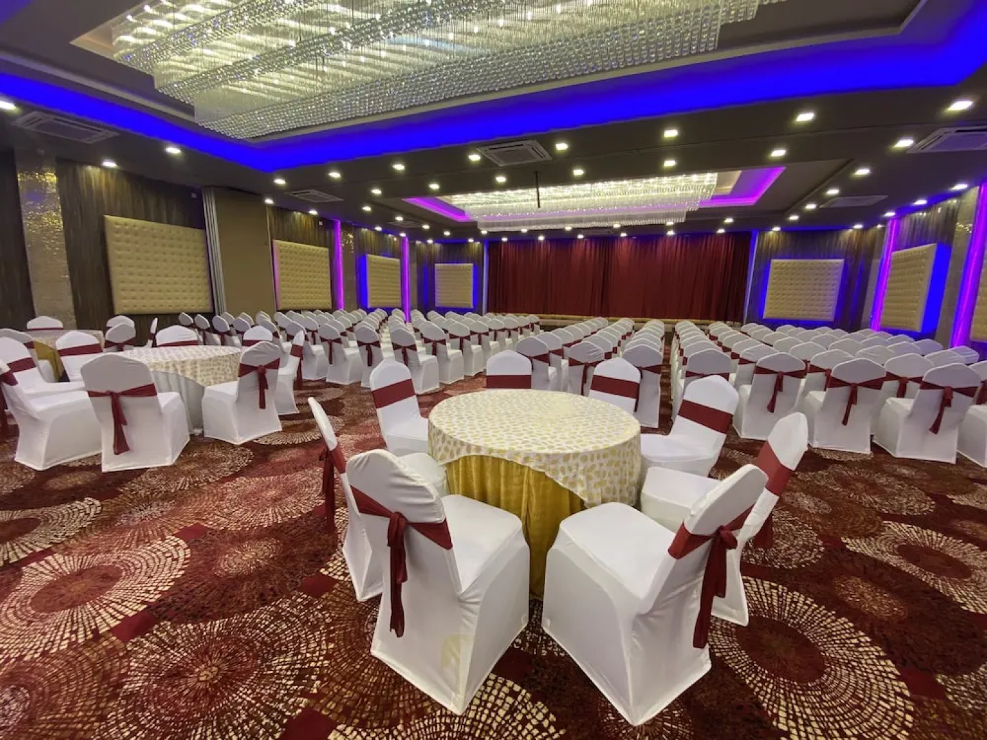 DAN Resorts & Weddings