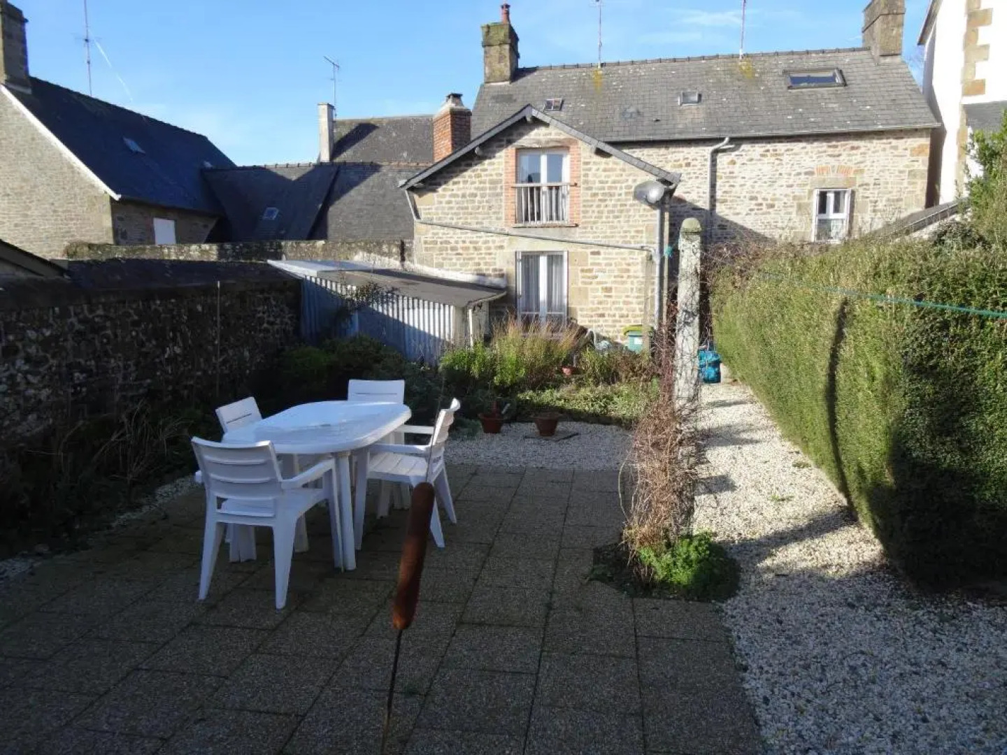 Charming French Cottage-Gite in the Heart of Quiet Gorron