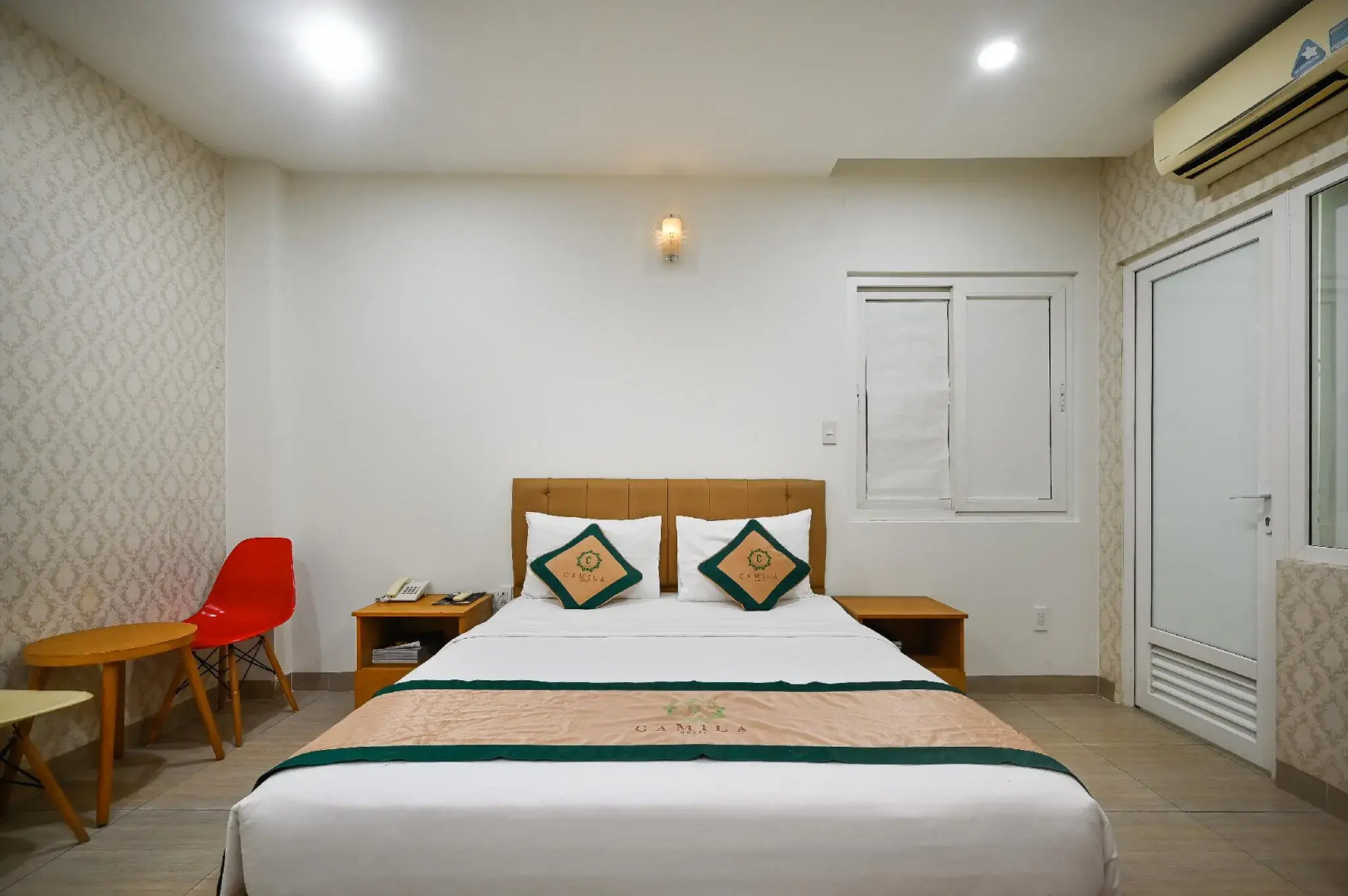 Camila Airport Hotel