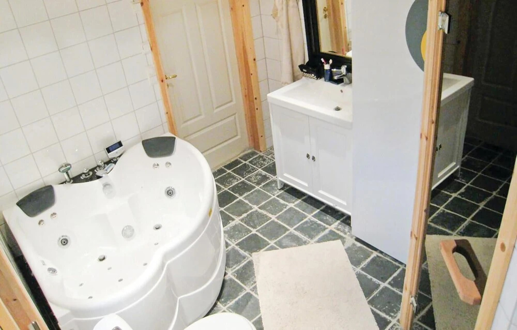 Beautiful Home in Strömstad With 3 Bedrooms, Sauna and Wifi