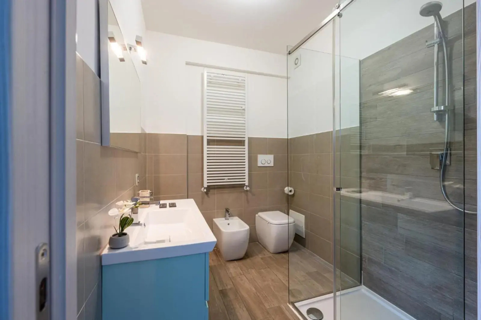 Villa Costanza-Private Seasonal Warm Pool and Sauna- Bellagio Village Residence