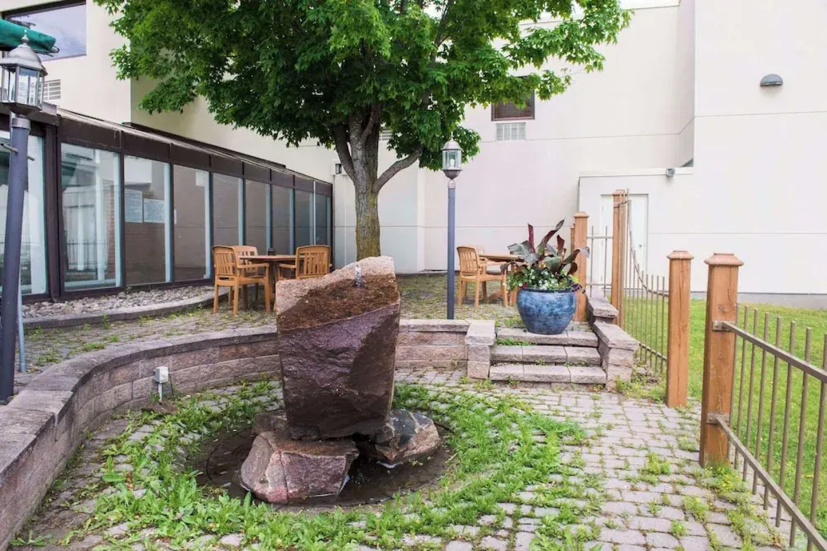 Clarion Hotel & Conference Centre Pembroke