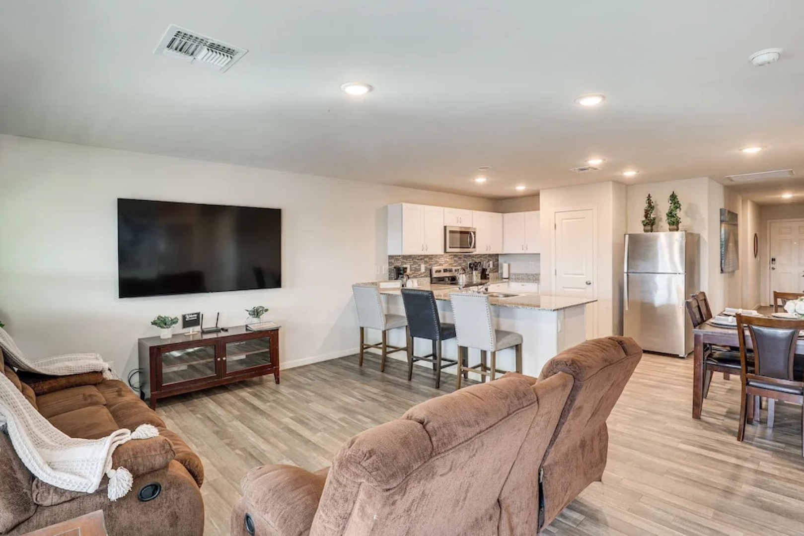 Bullhead City Home w/ Mtn View, By Colorado River