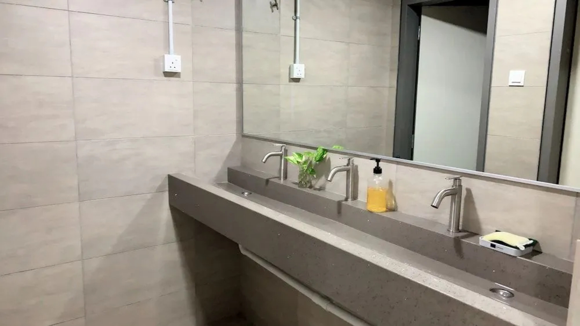 Luma Casa Capsule Hotel @ Setia Alam