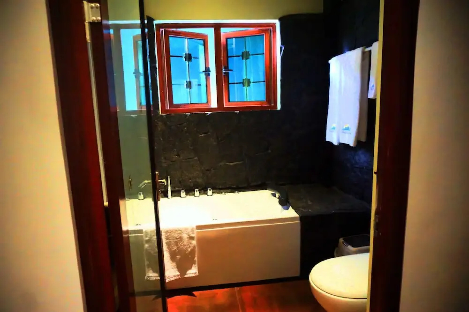 Holiday Guest House With Spa