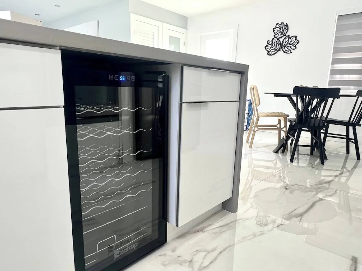 Maggie Home In Kendall - Pool And Tiki Bar