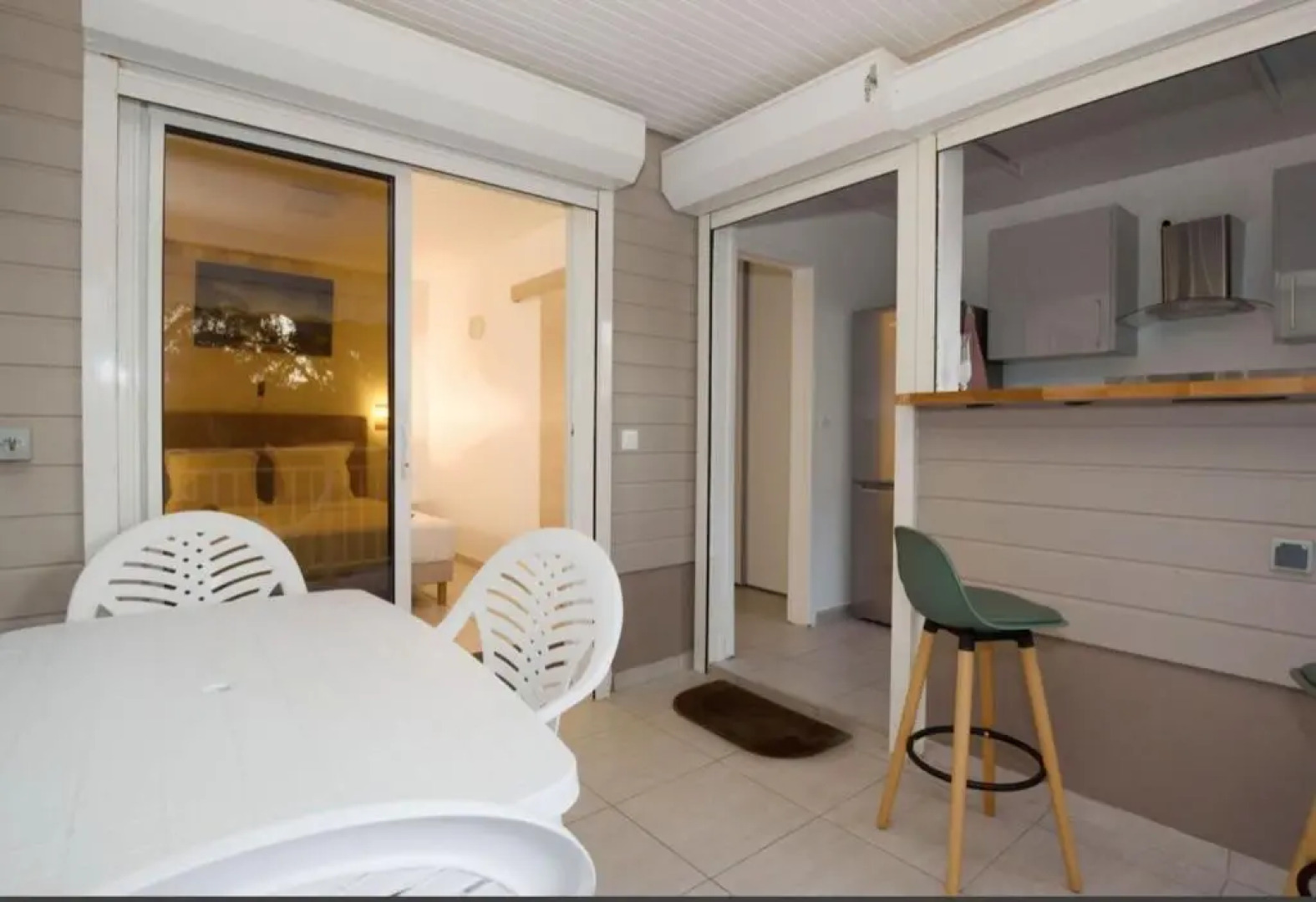 Appartement d'une chambre avec vue sur la ville piscine partagee et terrasse amenagee a Fort de France a 4 km de la plage