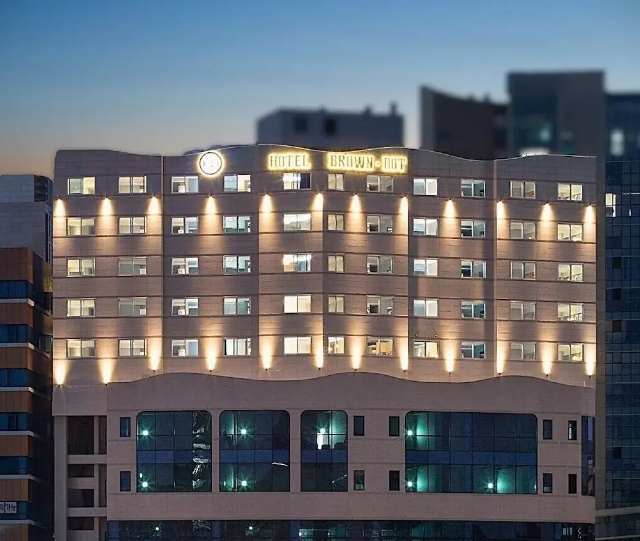 Brown Dot Hotel Jinju Chungmugong