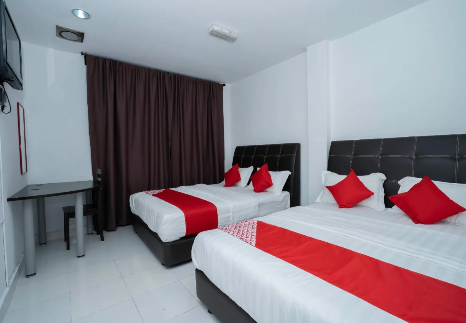 OYO 988 Malawati Ria Hotel