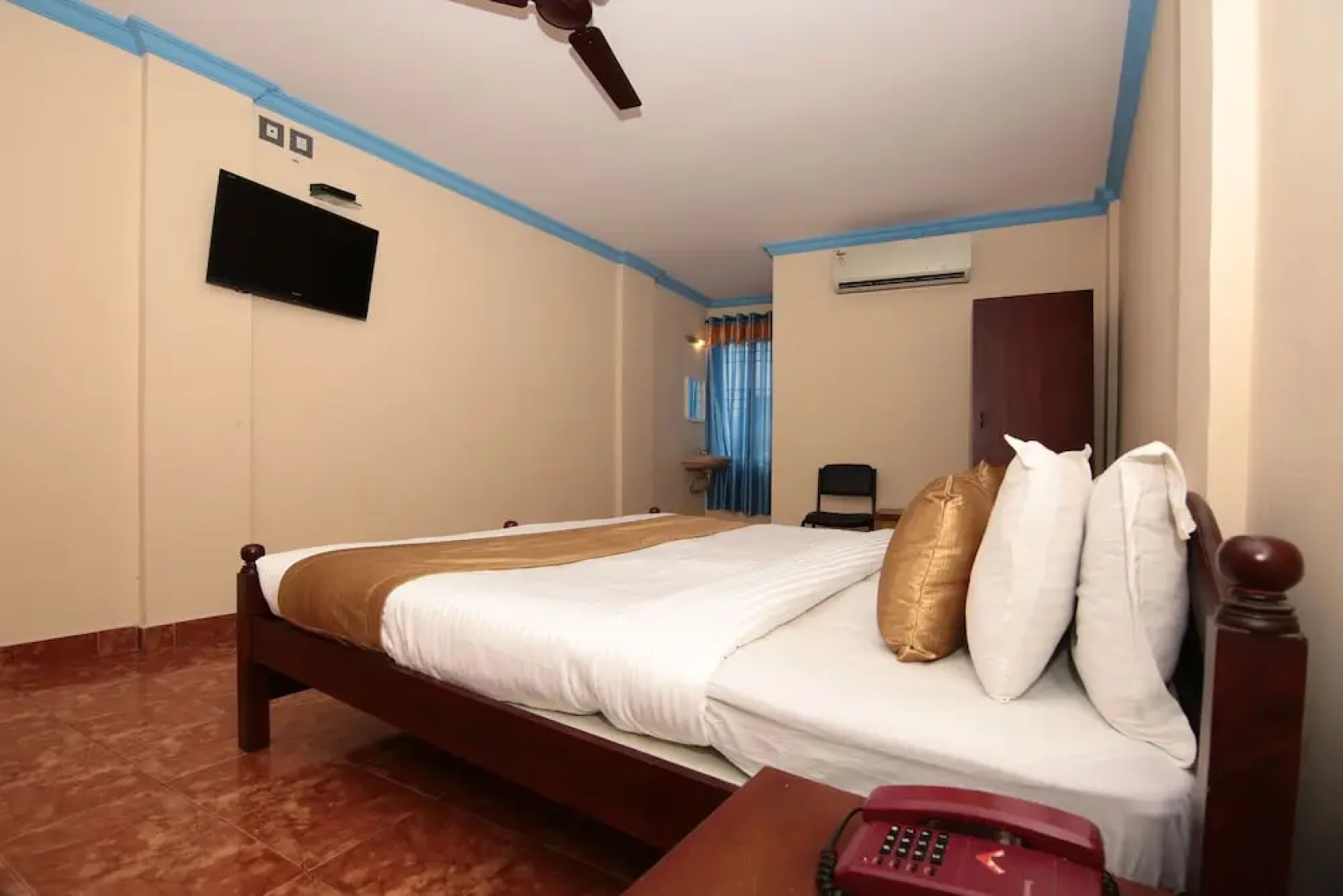 OYO 6711 Geojo Residency