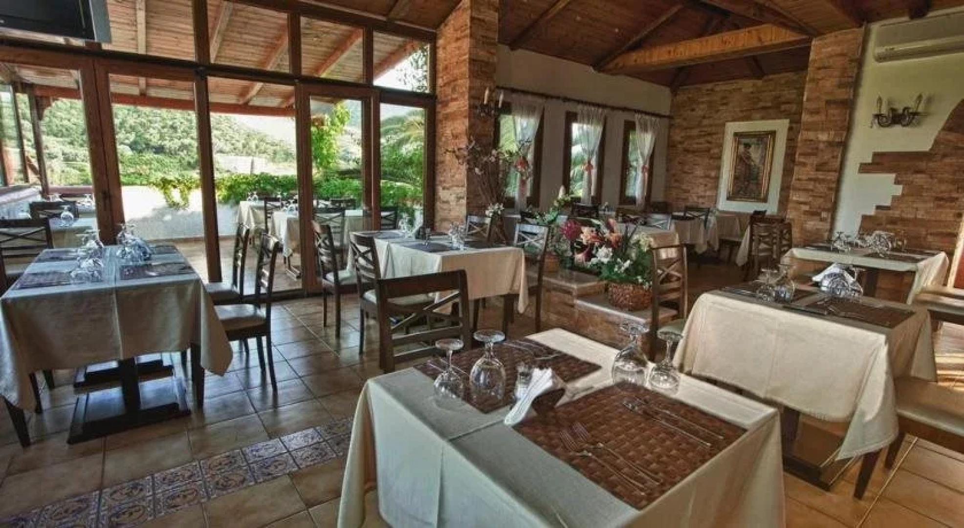 Castello Rosso Hotel