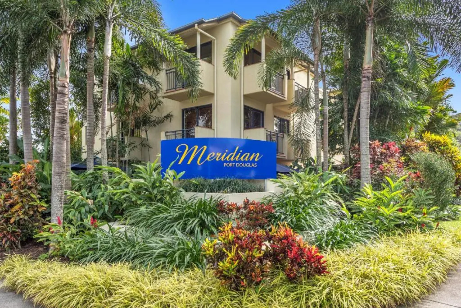Meridian Port Douglas - Adults only