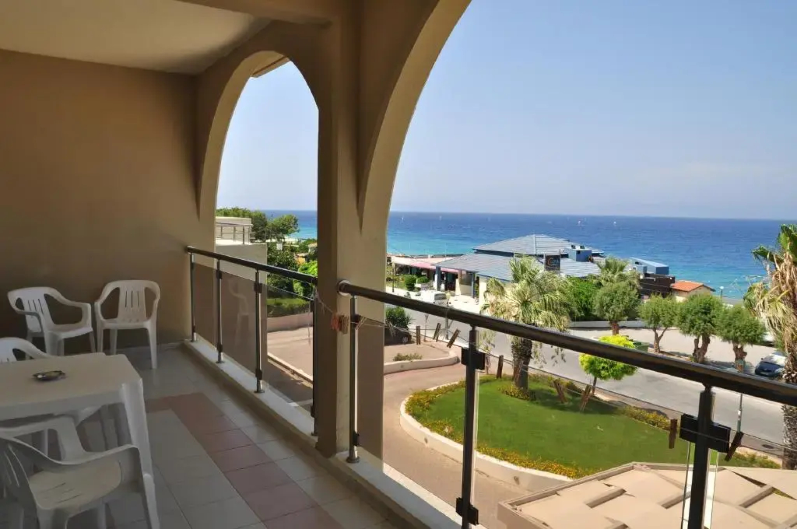 Sea Melody Beach Hotel & Apartments