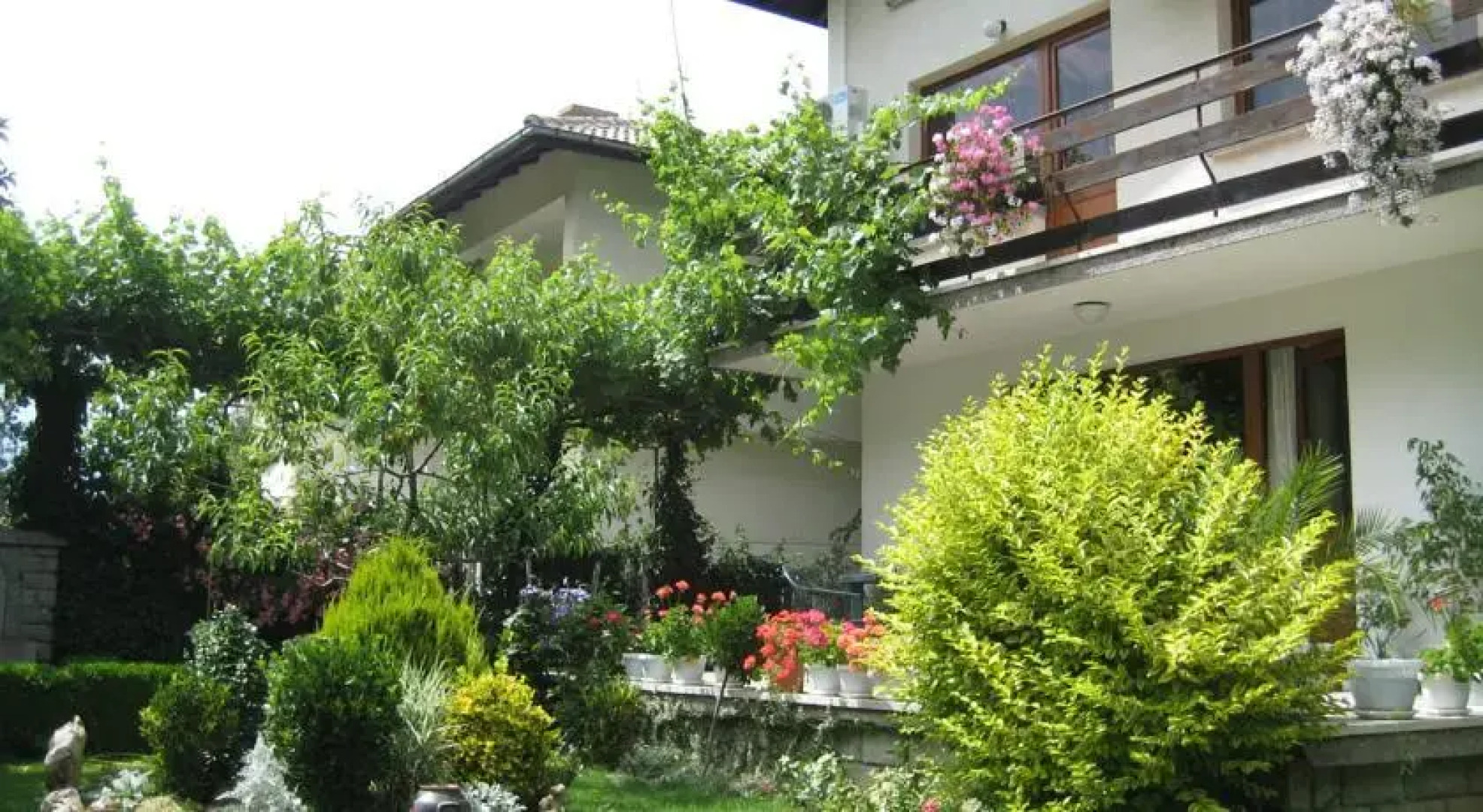 Slavina Guest House