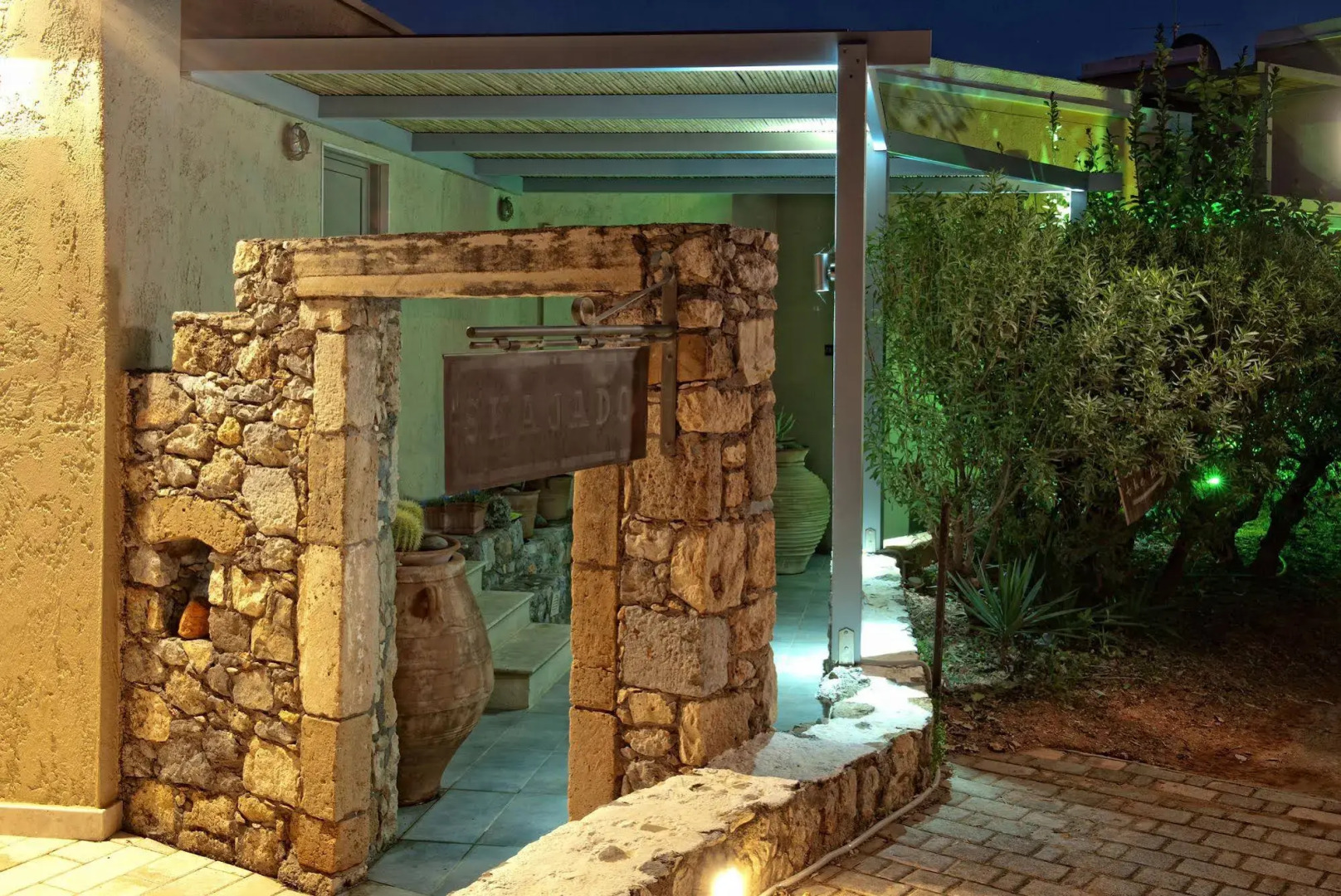 Skajado Cottages & Apartments