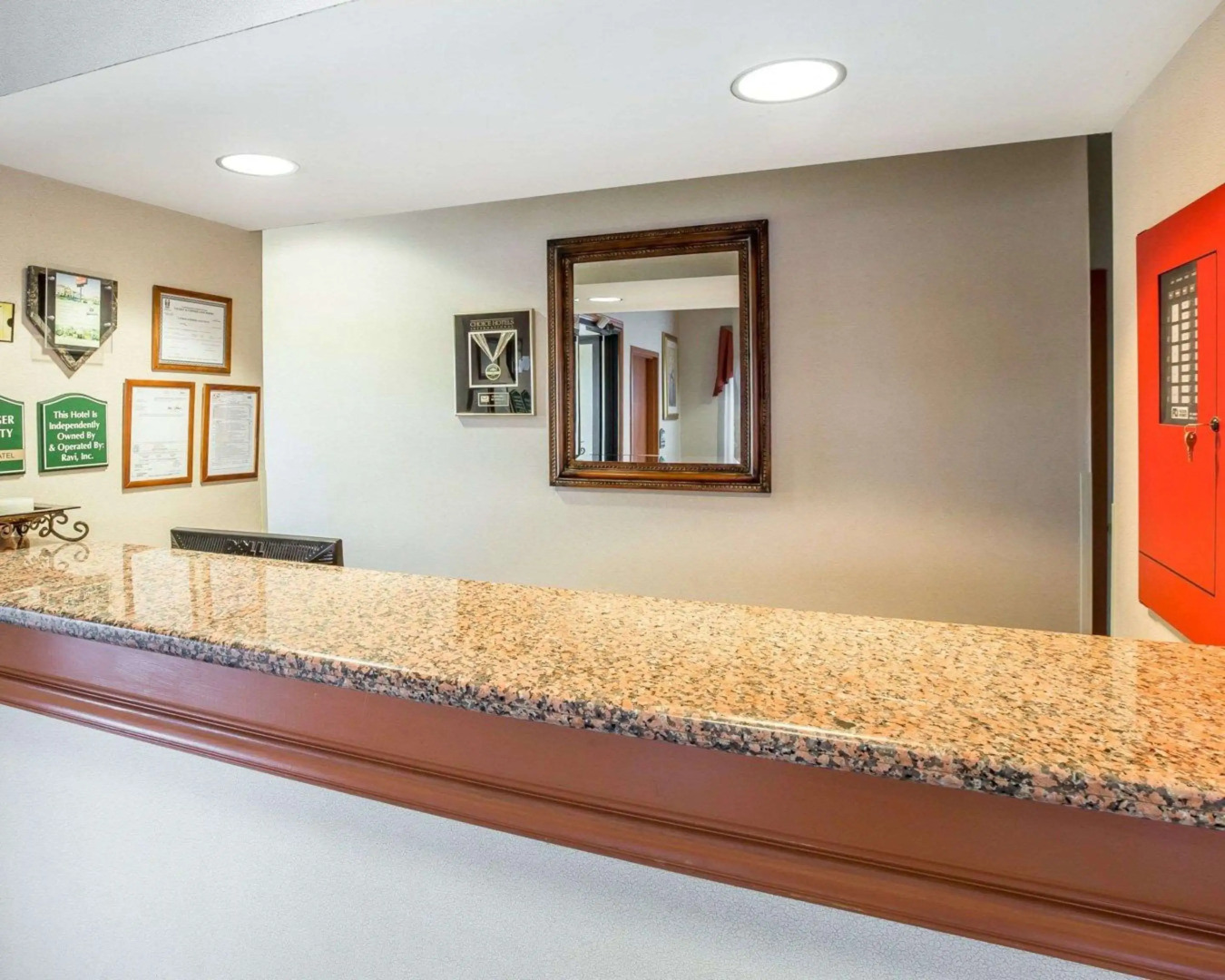 Econo Lodge Brunswick Travel Center