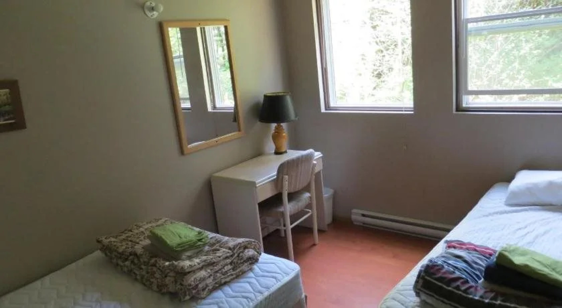 C&N Backpackers - Ucluelet