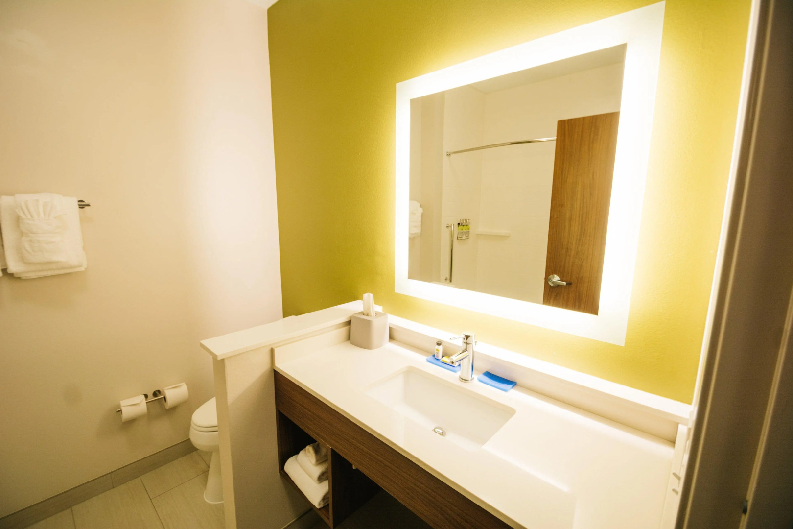 Holiday Inn Express & Suites Birmingham - Homewood by IHG