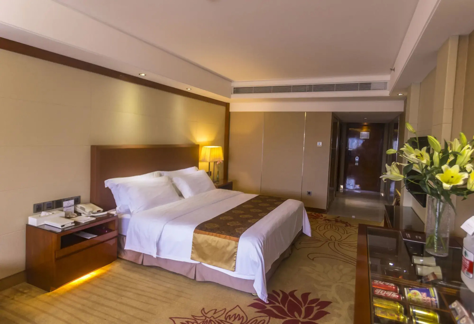 Manhattan Kinlen Hotel - Shishi