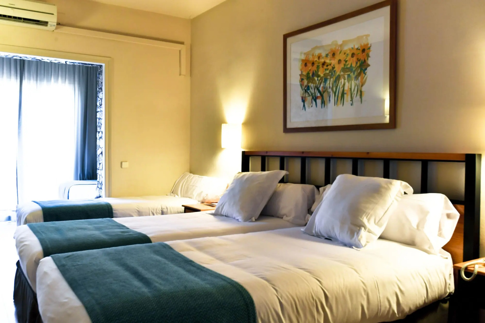 Hotel Hostalillo by Escampa Hotels