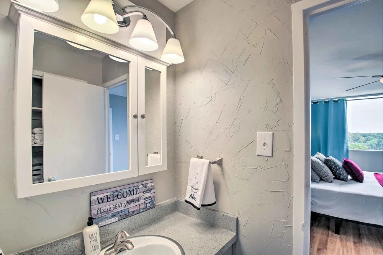 Pool & Views: 'seventh Heaven' Hot Springs Condo