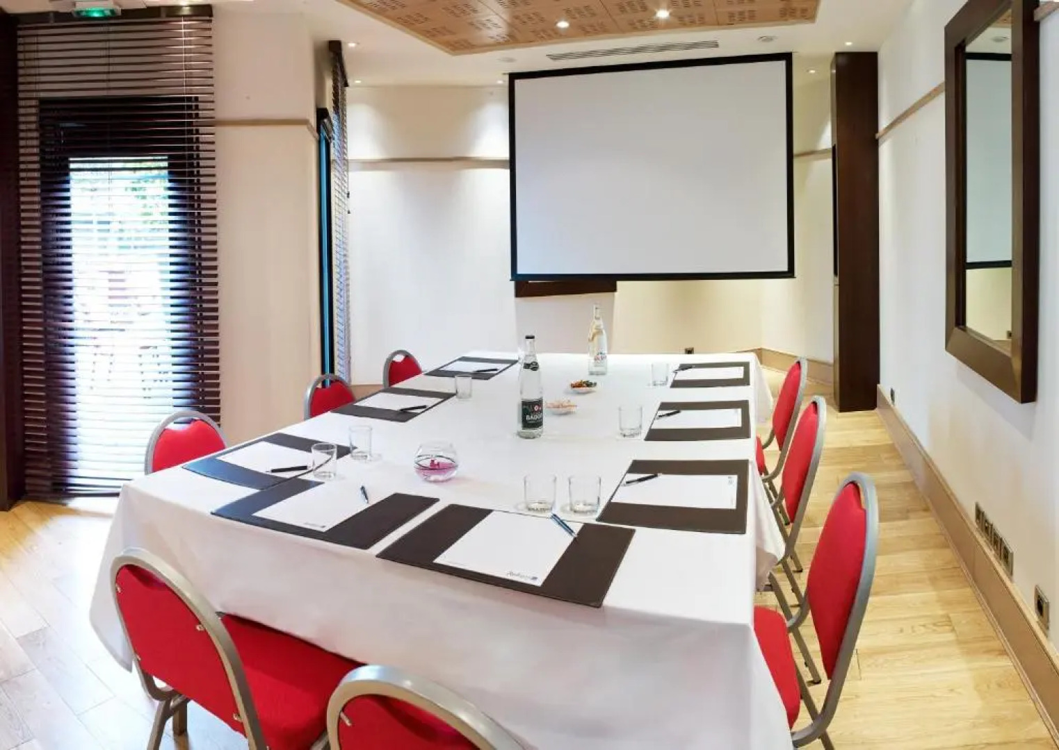 Grand Hotel Champs-Elysees