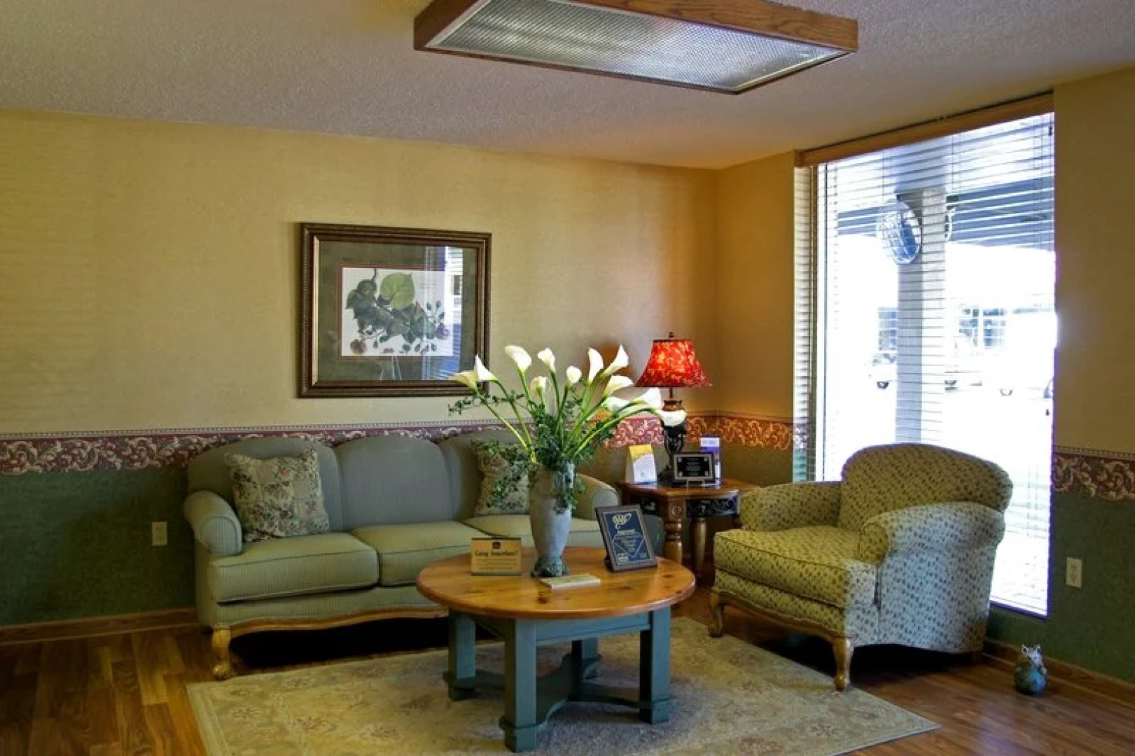 Econo Lodge Inn & Suites Salina