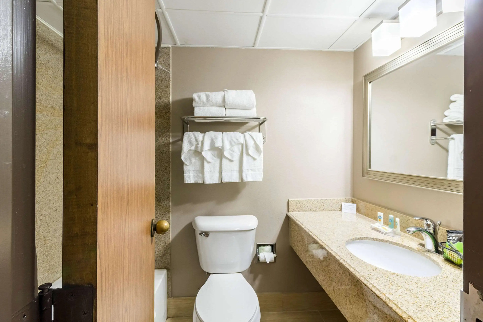 Quality Inn & Suites Arden Hills - Saint Paul North